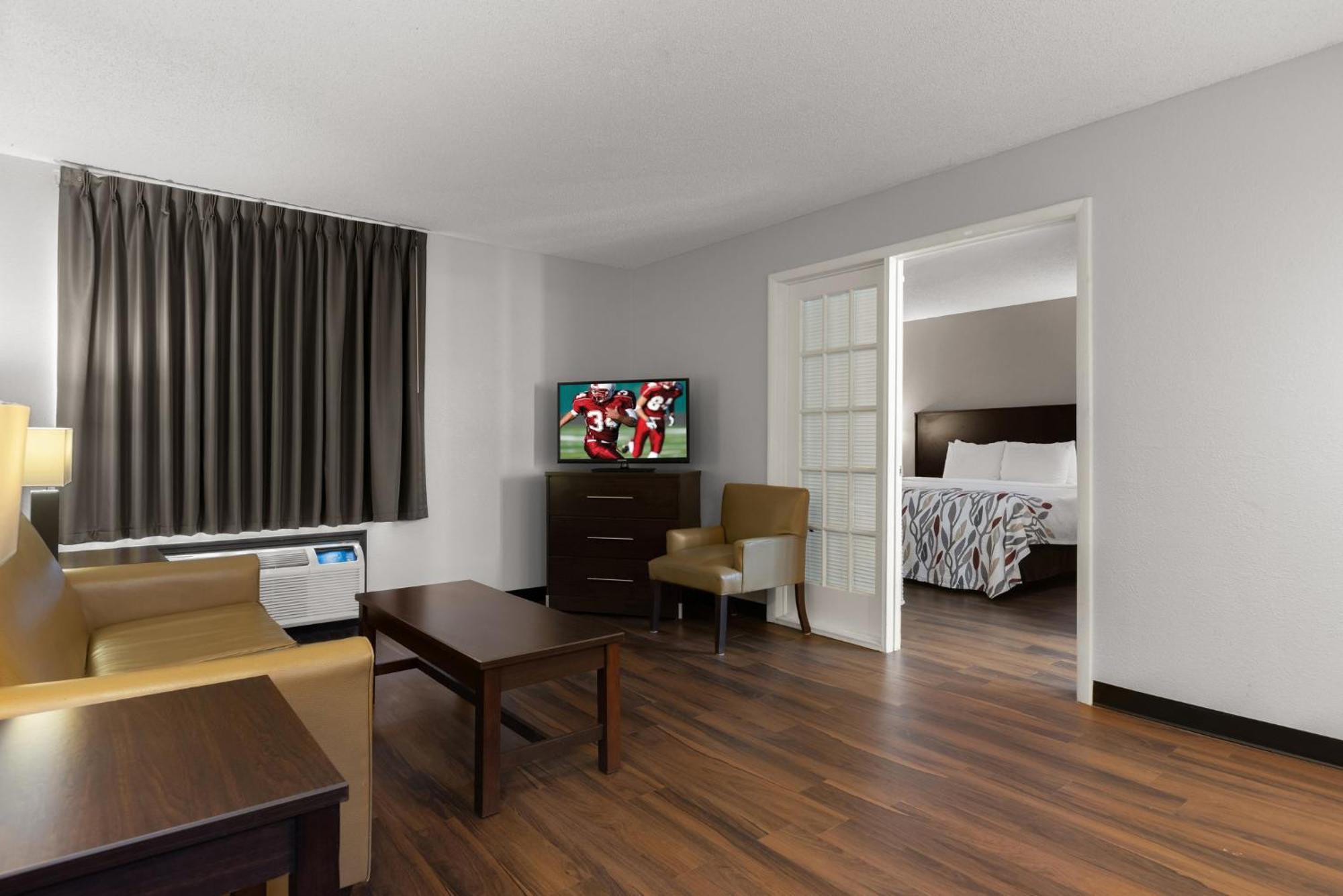 Red Roof Inn & Suites Savannah Airport Pooler Eksteriør billede