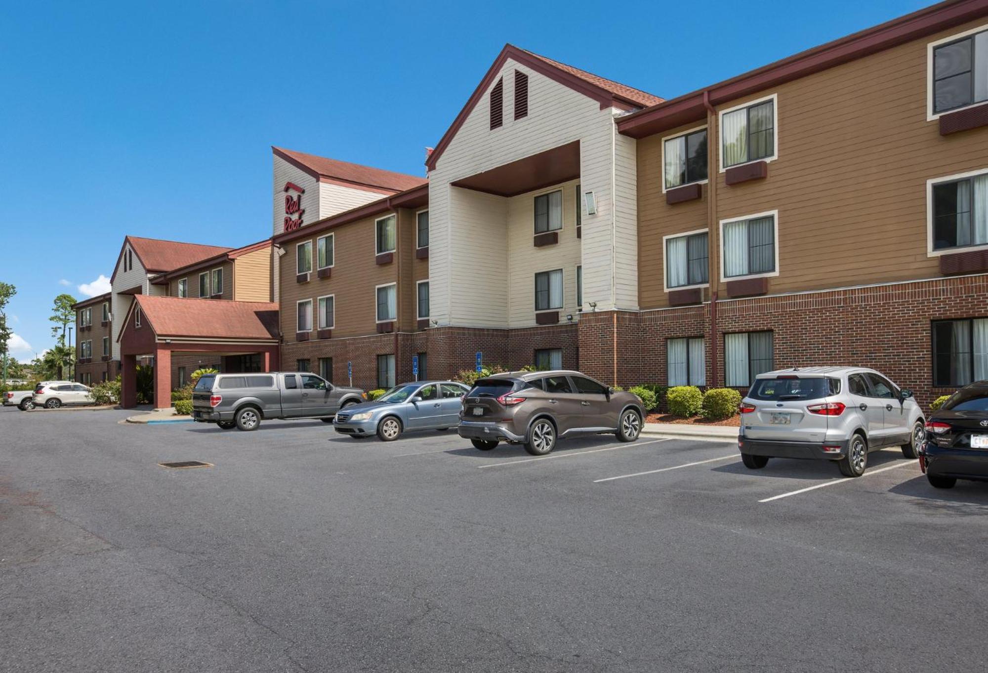 Red Roof Inn & Suites Savannah Airport Pooler Eksteriør billede