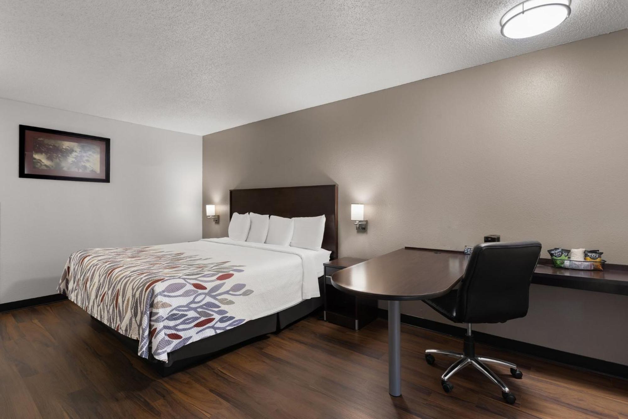 Red Roof Inn & Suites Savannah Airport Pooler Eksteriør billede