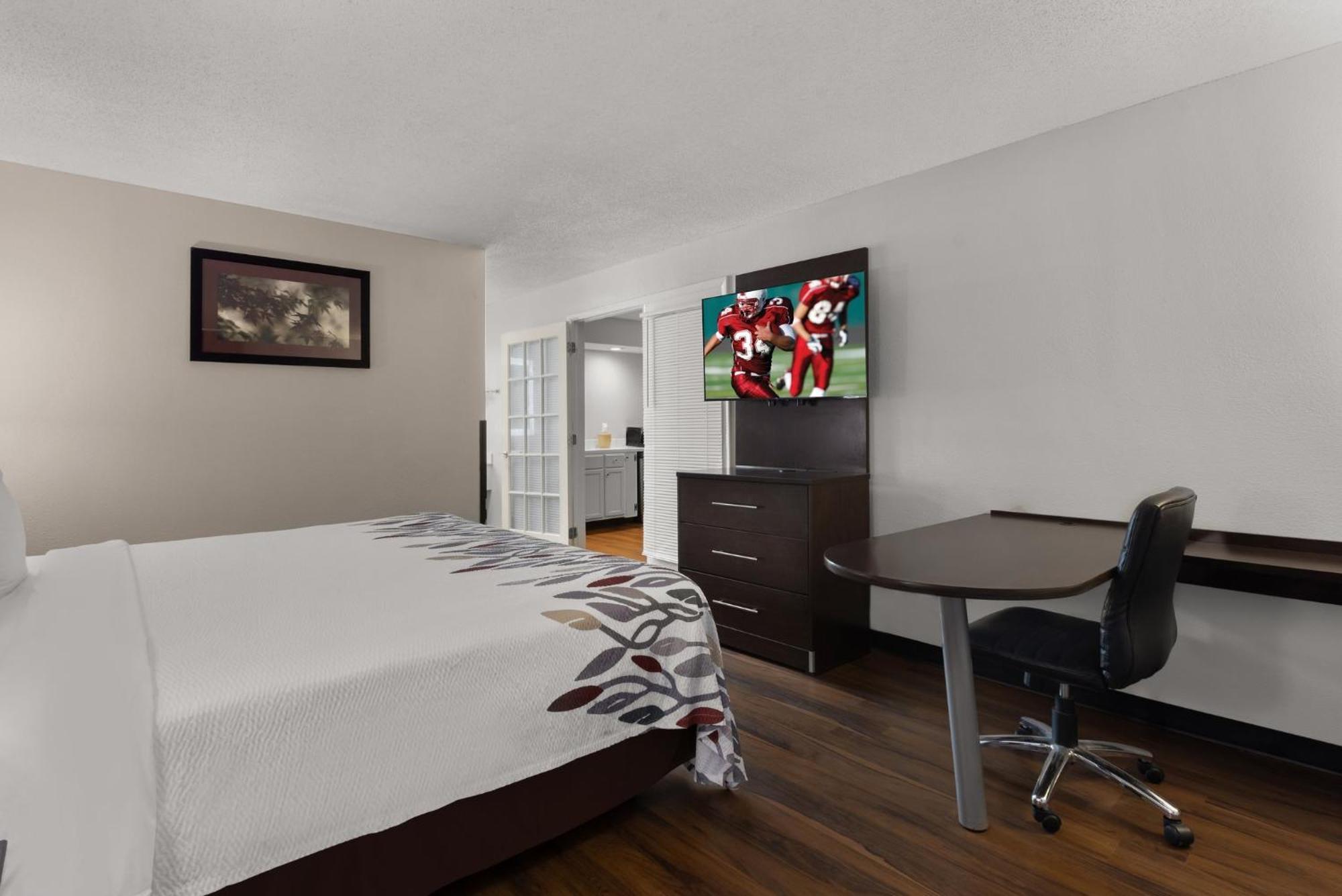 Red Roof Inn & Suites Savannah Airport Pooler Eksteriør billede