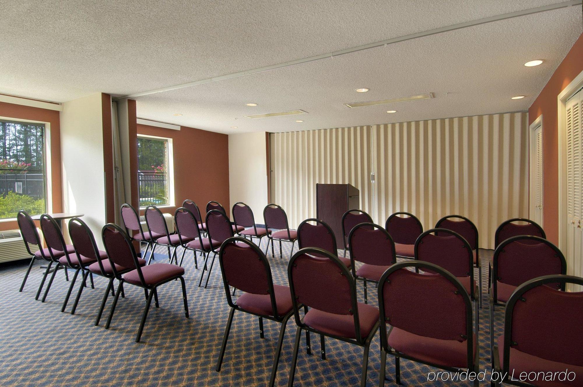 Red Roof Inn & Suites Savannah Airport Pooler Eksteriør billede