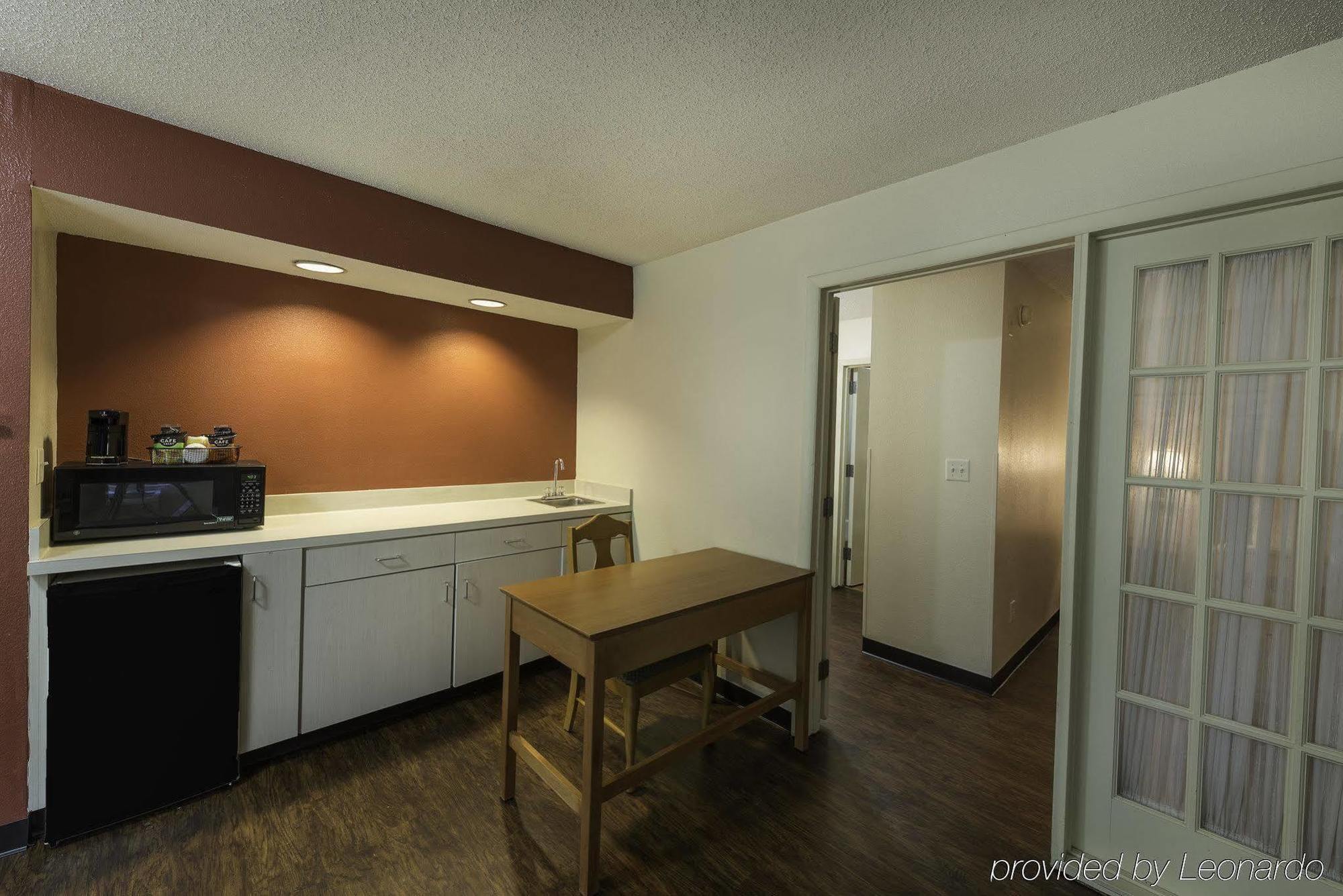 Red Roof Inn & Suites Savannah Airport Pooler Eksteriør billede