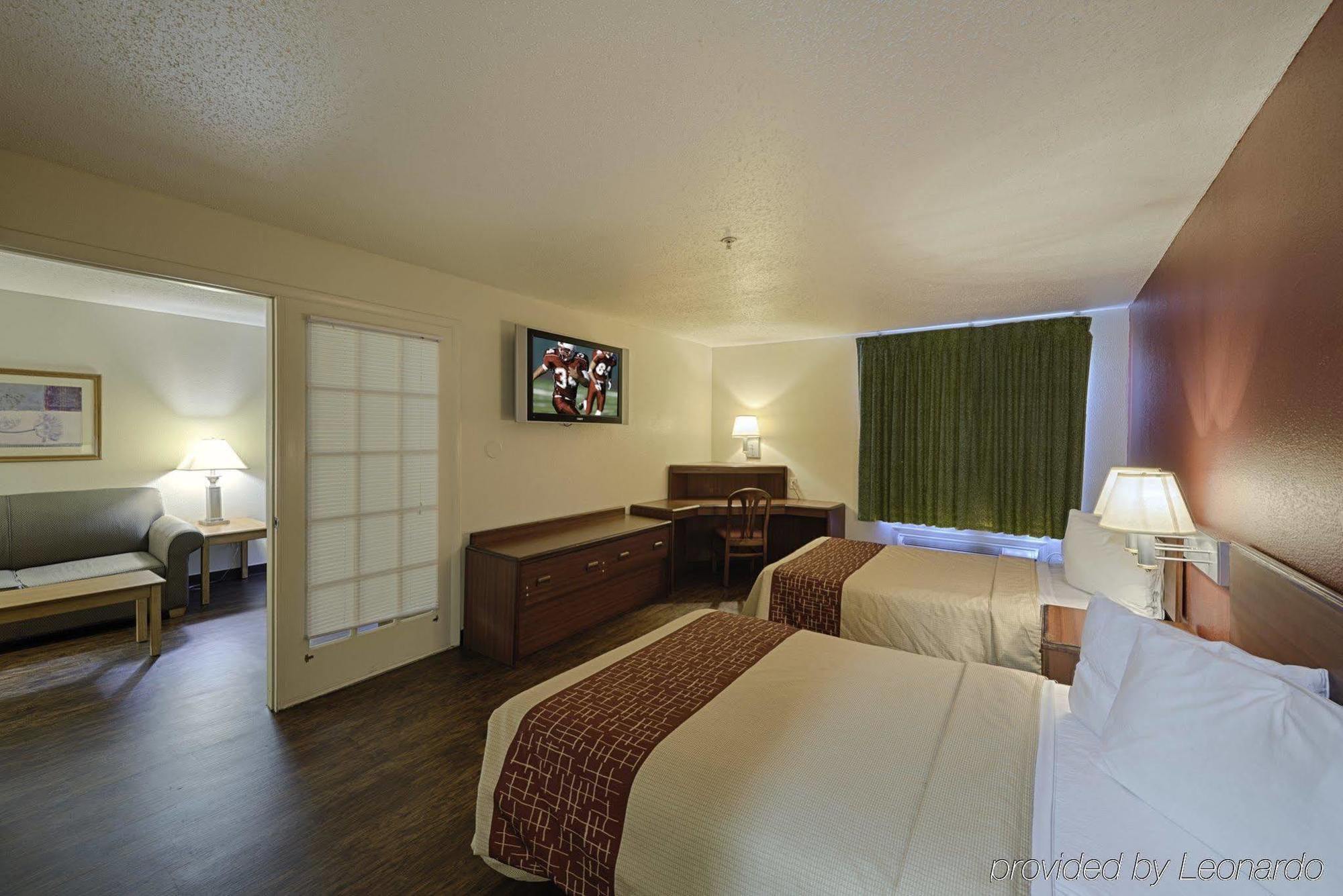 Red Roof Inn & Suites Savannah Airport Pooler Eksteriør billede